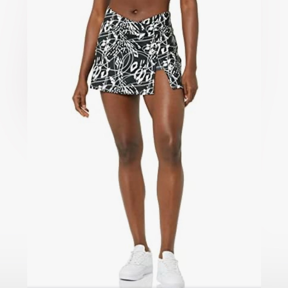 EleVen-Venus Williams 90’s Girl Tennis Skirt Black&White Chain Pattern   L   NWT - Picture 2 of 9